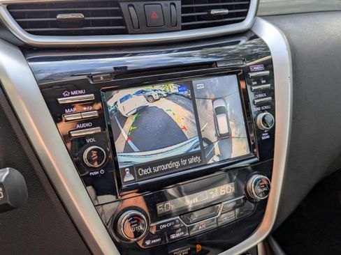 Used 2018 Nissan Murano SL w/ Midnight Edition Package image 17