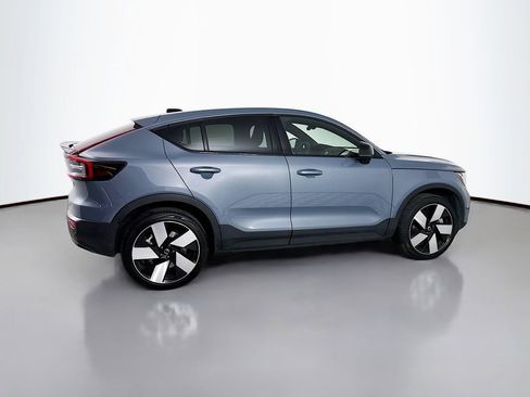 Used 2023 Volvo C40 P8 Recharge Plus w/ Climate Package image 8