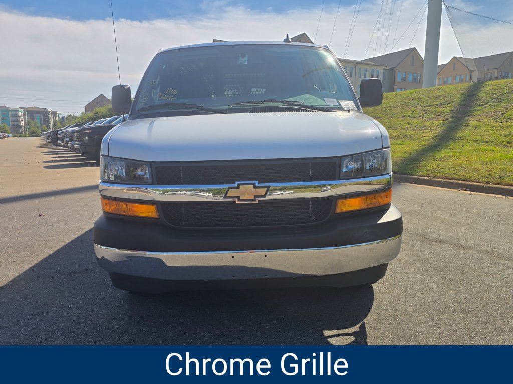 Certified 2025 Chevrolet Express 2500 w/ Driver Convenience Package RWD image 9