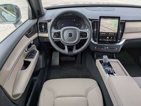 New 2026 Volvo XC90 B6 Plus w/ Protection Package Premier AWD/4WD image 22
