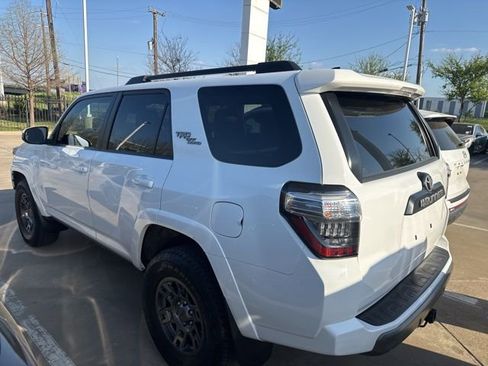 Used 2022 Toyota 4Runner TRD Off-Road Premium image 4