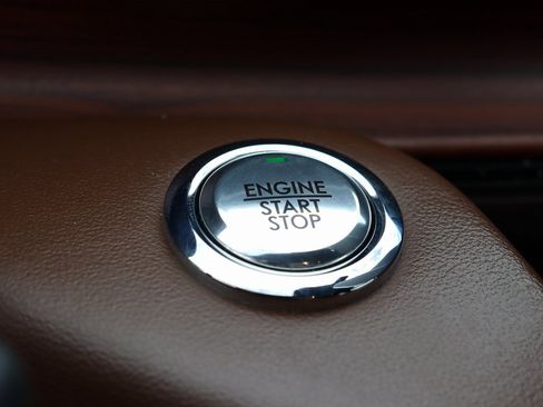 Used 2023 Lincoln Aviator Reserve w/ Elements Package Plus image 34