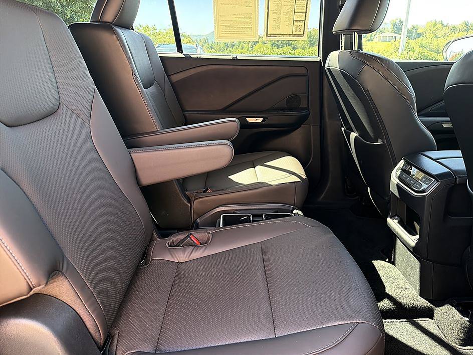 Used 2025 Lexus TX 350 AWD w/ Technology Package image 2