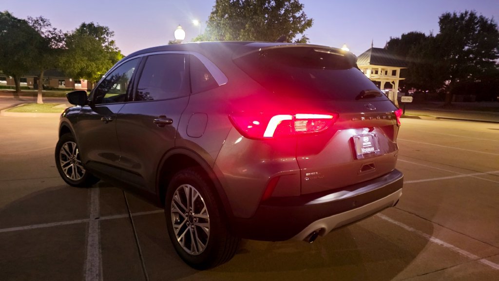 Used 2022 Ford Escape SEL AWD/4WD image 34