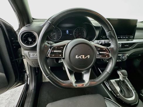 Used 2022 Kia Forte GT-Line w/ GT-Line Technology Package FWD image 12