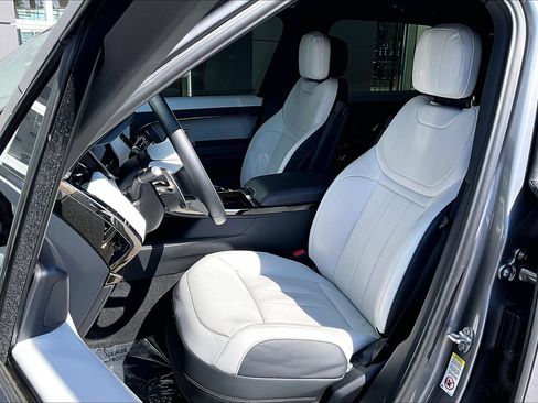 Certified 2025 Land Rover Range Rover Sport Dynamic SE AWD/4WD image 25