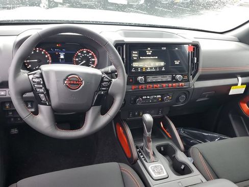 New 2026 Nissan Frontier PRO-4X w/ Pro-4x Convenience Package AWD/4WD image 13