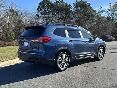 Used 2022 Subaru Ascent Limited w/ Technology Package image 8