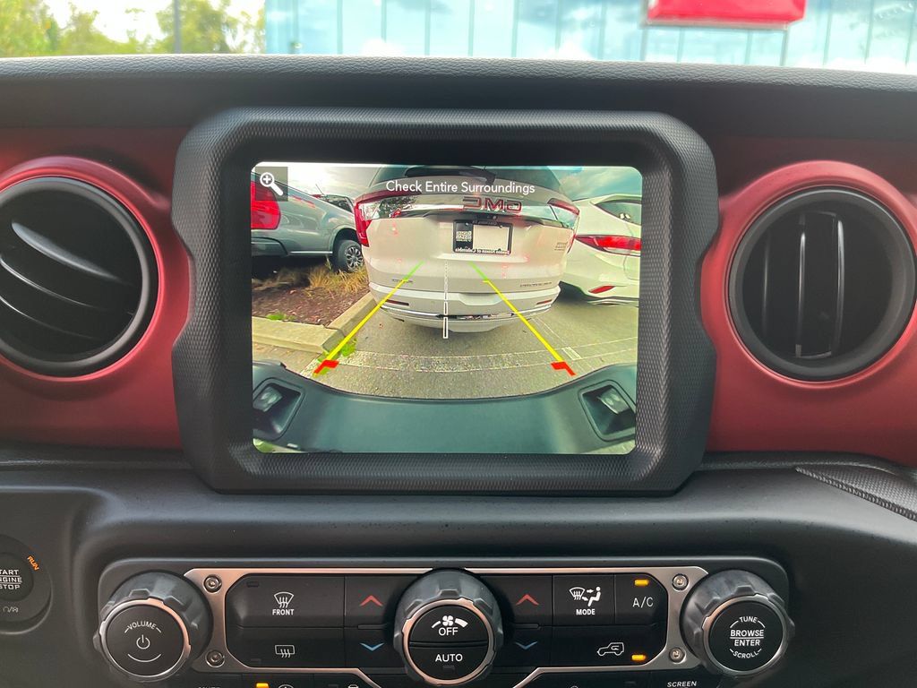Used 2022 Jeep Gladiator Sport AWD/4WD image 20