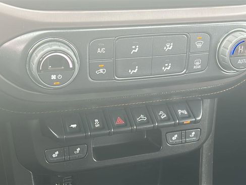 Certified 2022 GMC Canyon AT4 w/ Trailering Package image 24