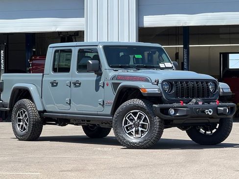 New 2026 Jeep Gladiator Mojave AWD/4WD image 2