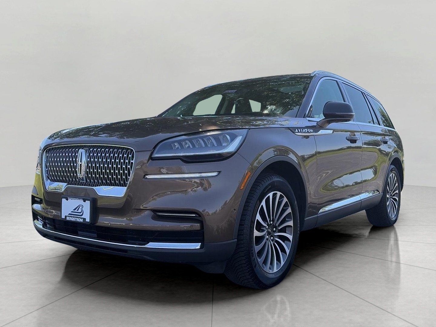 Used 2022 Lincoln Aviator Reserve w/ Elements Package Plus AWD/4WD image 43