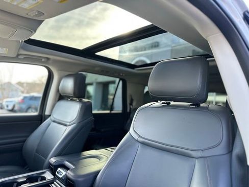 Used 2025 Ford Expedition Max Active image 12