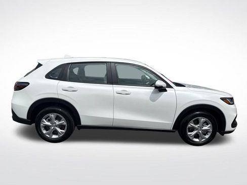 Certified 2025 Honda HR-V LX image 6