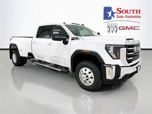 New 2026 GMC Sierra 3500 SLE image 1