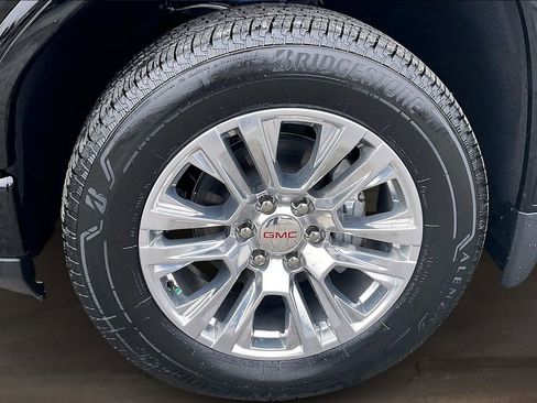 New 2026 GMC Sierra 1500 Denali image 13