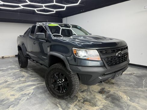 Used 2019 Chevrolet Colorado ZR2 w/ ZR2 Dusk Special Edition AWD/4WD image 4