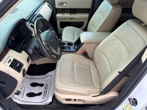 Used 2018 Ford Flex Limited w/ Equipment Group 303A AWD/4WD image 13