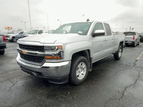 Used 2018 Chevrolet Silverado 1500 LT image 4