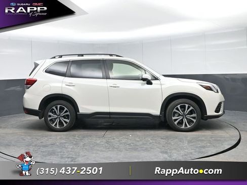 Used 2023 Subaru Forester Limited image 3