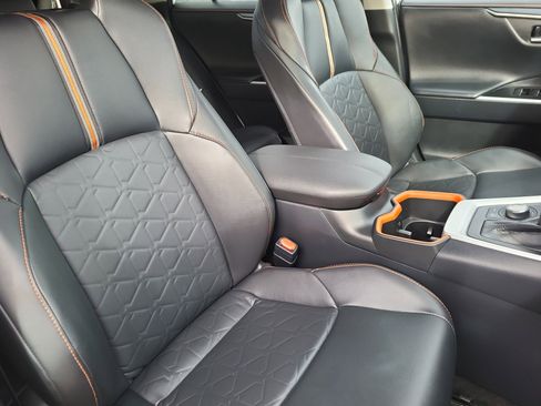 Used 2024 Toyota RAV4 Adventure image 14