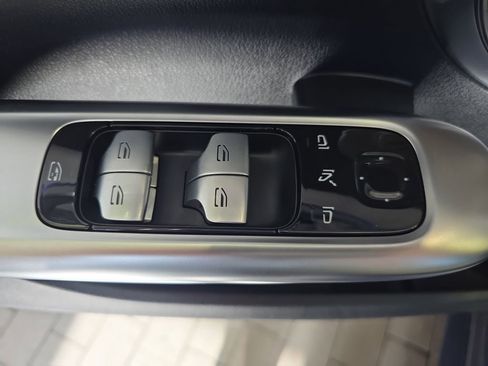 Certified 2025 Mercedes-Benz C 300 Sedan image 33