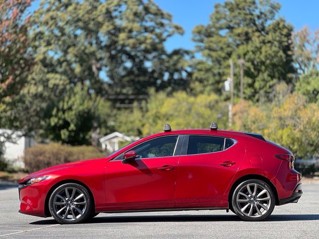 Used 2019 MAZDA MAZDA3 Hatchback w/ Preferred Package FWD image 8