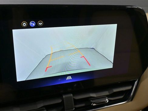 New 2026 Chevrolet Equinox ACTIV w/ Convenience Package III image 23