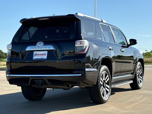 Used 2016 Toyota 4Runner Limited AWD/4WD image 9
