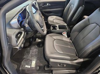 New 2026 Chrysler Voyager LX video 4