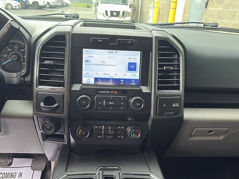 Used 2020 Ford F150 XLT w/ Equipment Group 302A Luxury RWD image 12