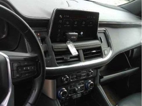 Used 2023 GMC Yukon SLT image 4