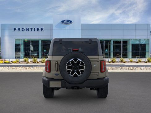 New 2025 Ford Bronco Outer Banks image 5