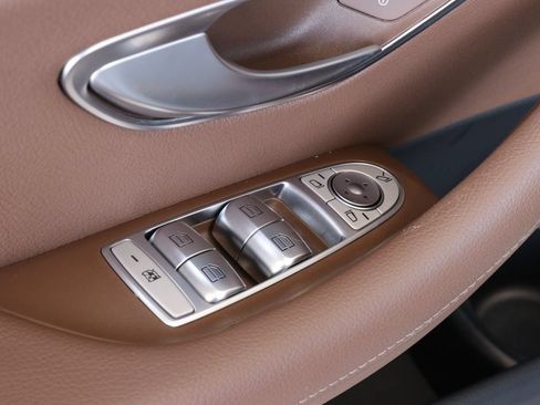 Used 2022 Mercedes-Benz E 350 4MATIC Sedan image 27