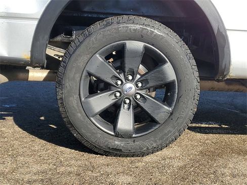 Used 2011 Ford F150 FX4 w/ FX Luxury Pkg image 5