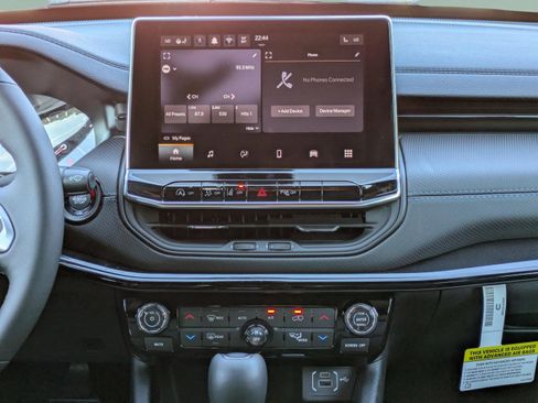 New 2026 Jeep Compass Limited image 18