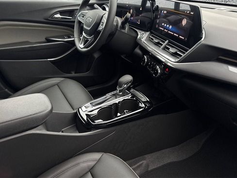 New 2026 Chevrolet Trax ACTIV w/ Driver Confidence Package image 16