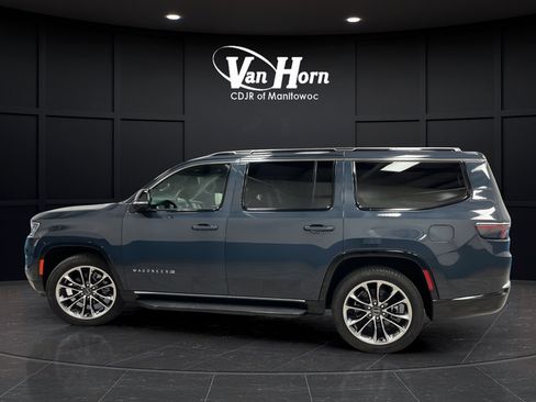 Used 2024 Jeep Wagoneer Series II w/ Premium Group I AWD/4WD image 4