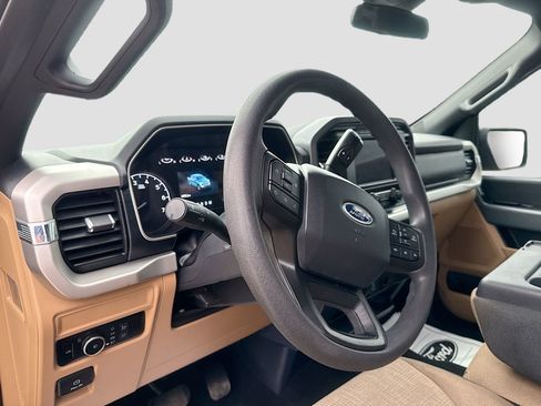 Certified 2022 Ford F150 XLT image 11