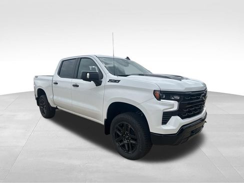 New 2026 Chevrolet Silverado 1500 LT Trail Boss w/ Dark Appearance Package AWD/4WD image 7