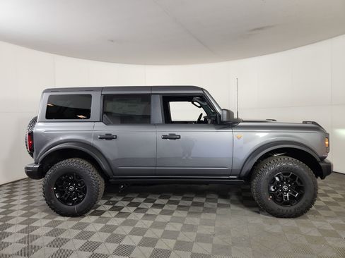 New 2026 Ford Bronco Badlands AWD/4WD image 8