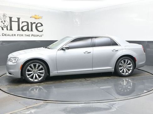 Used 2020 Chrysler 300 Touring L w/ Quick Order Package 2EF image 30