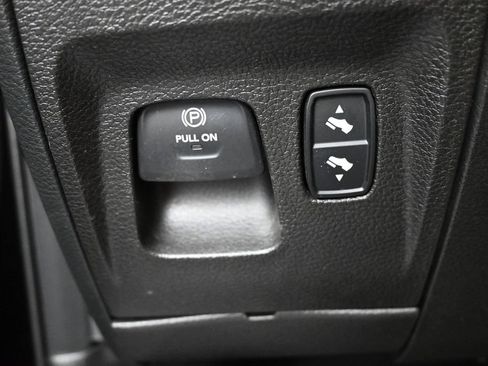 Used 2019 RAM 1500 Limited AWD/4WD image 22