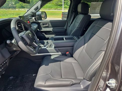 New 2026 Toyota Tundra Limited AWD/4WD image 20