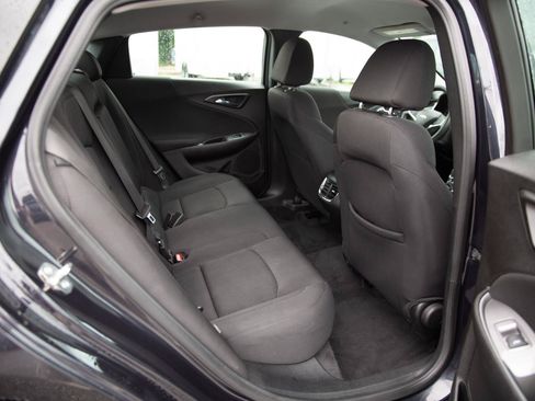 Used 2023 Chevrolet Malibu LT FWD image 20