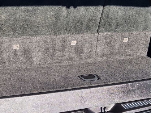 Used 2015 GMC Yukon Denali w/ Touring Package image 19