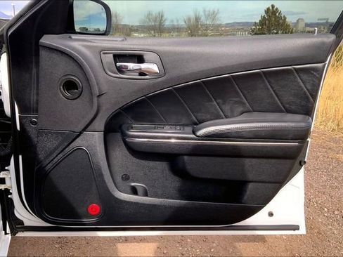 Used 2013 Dodge Charger R/T image 27