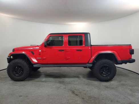 Used 2021 Jeep Gladiator Overland image 4
