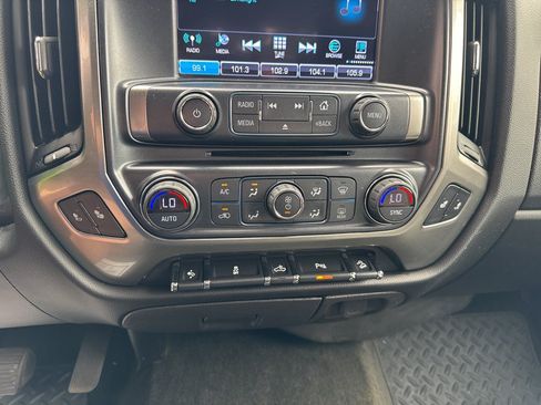 Used 2018 Chevrolet Silverado 1500 LT w/ All Star Edition AWD/4WD image 26