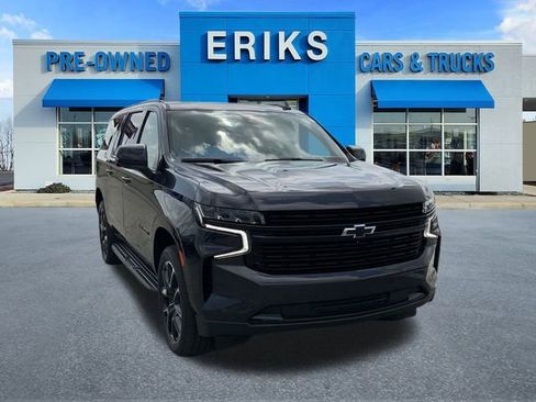 Used 2023 Chevrolet Suburban RST w/ Luxury Package image 4